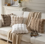 Coussin Mousseux Effet Peluche – Câlin visuel assuré