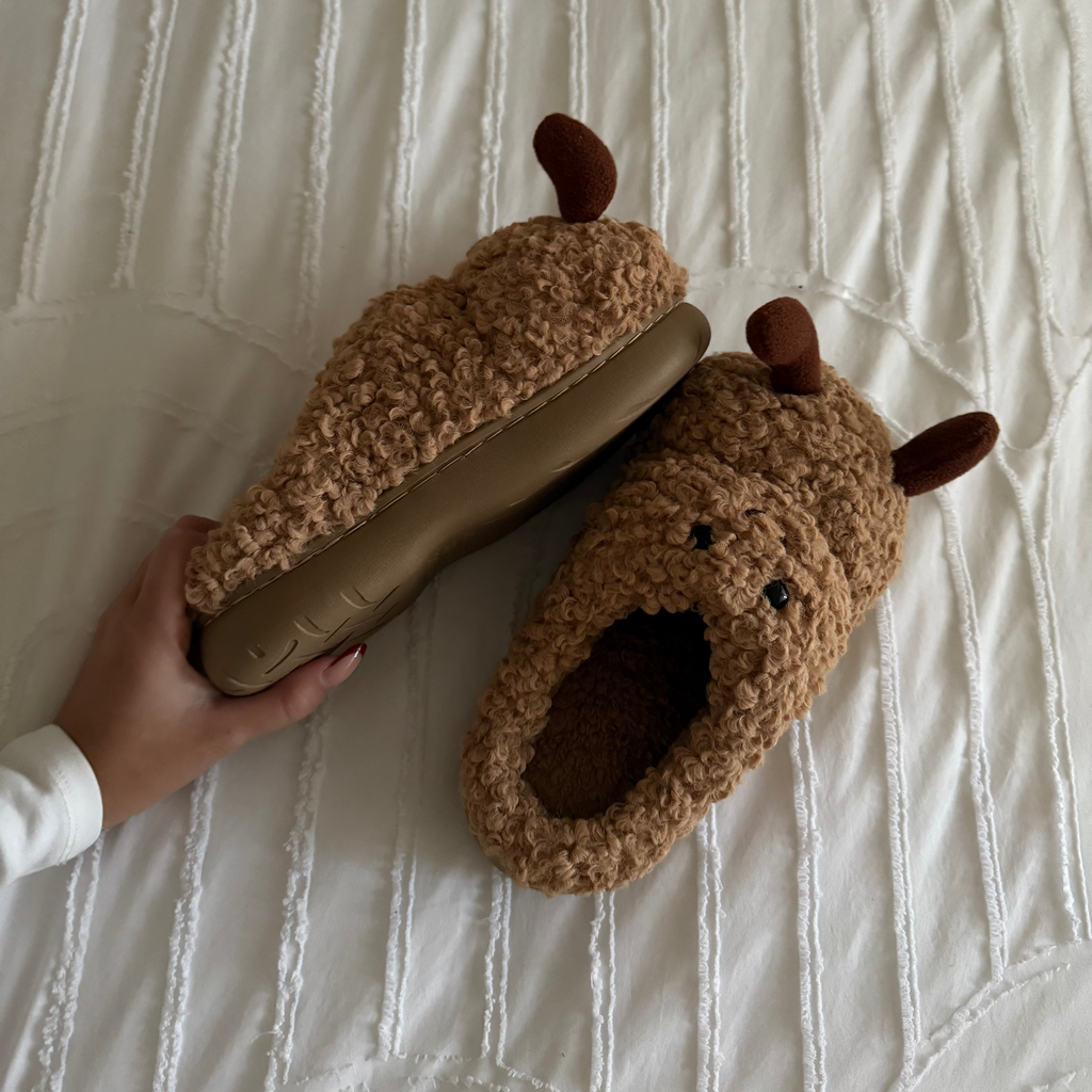 Pantoufles Cacahuètes Bouclette – Doudou jusqu’au bout des orteils