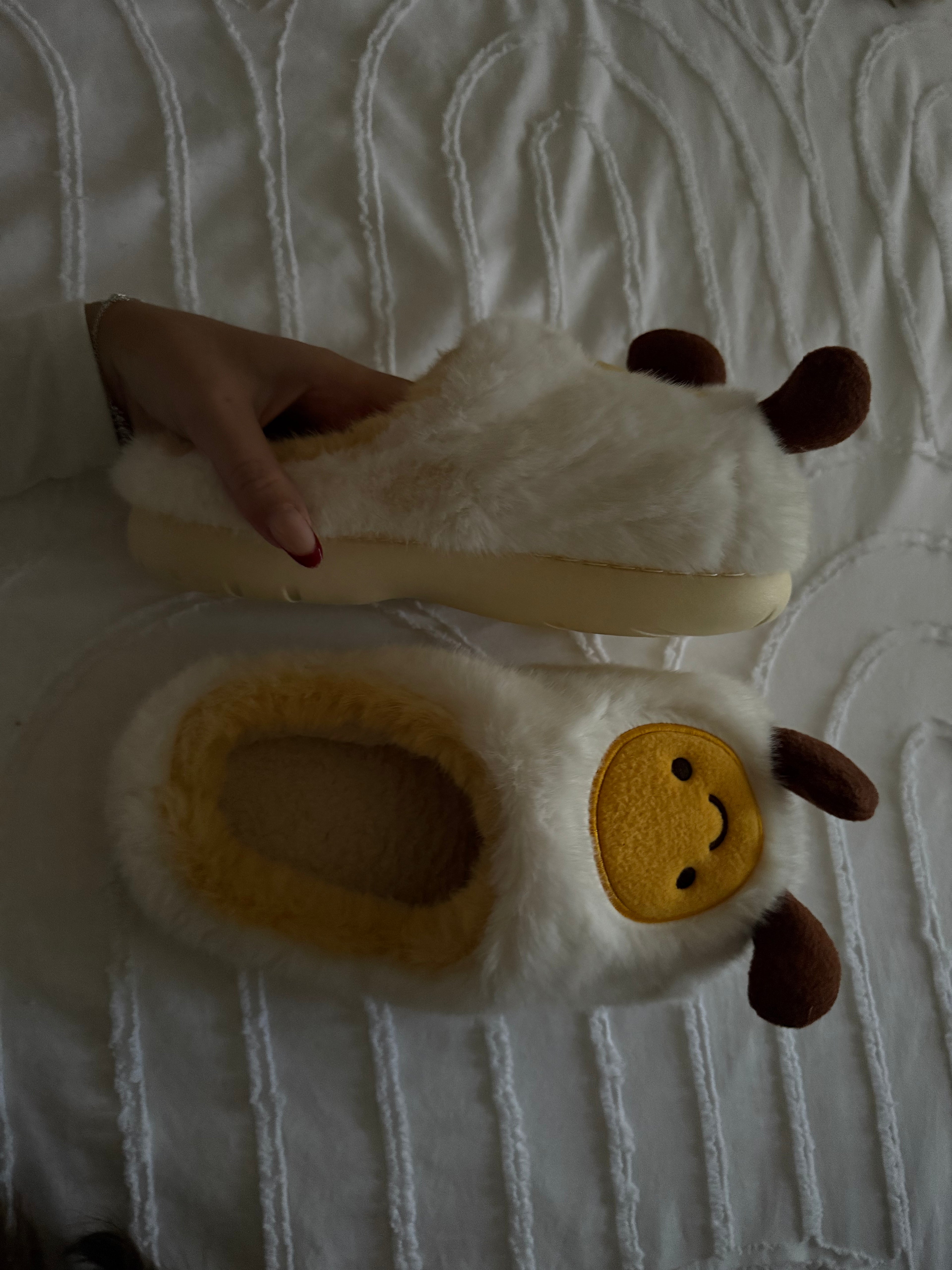 Pantoufles Œufs Sunny – Pour des matins ensoleillés