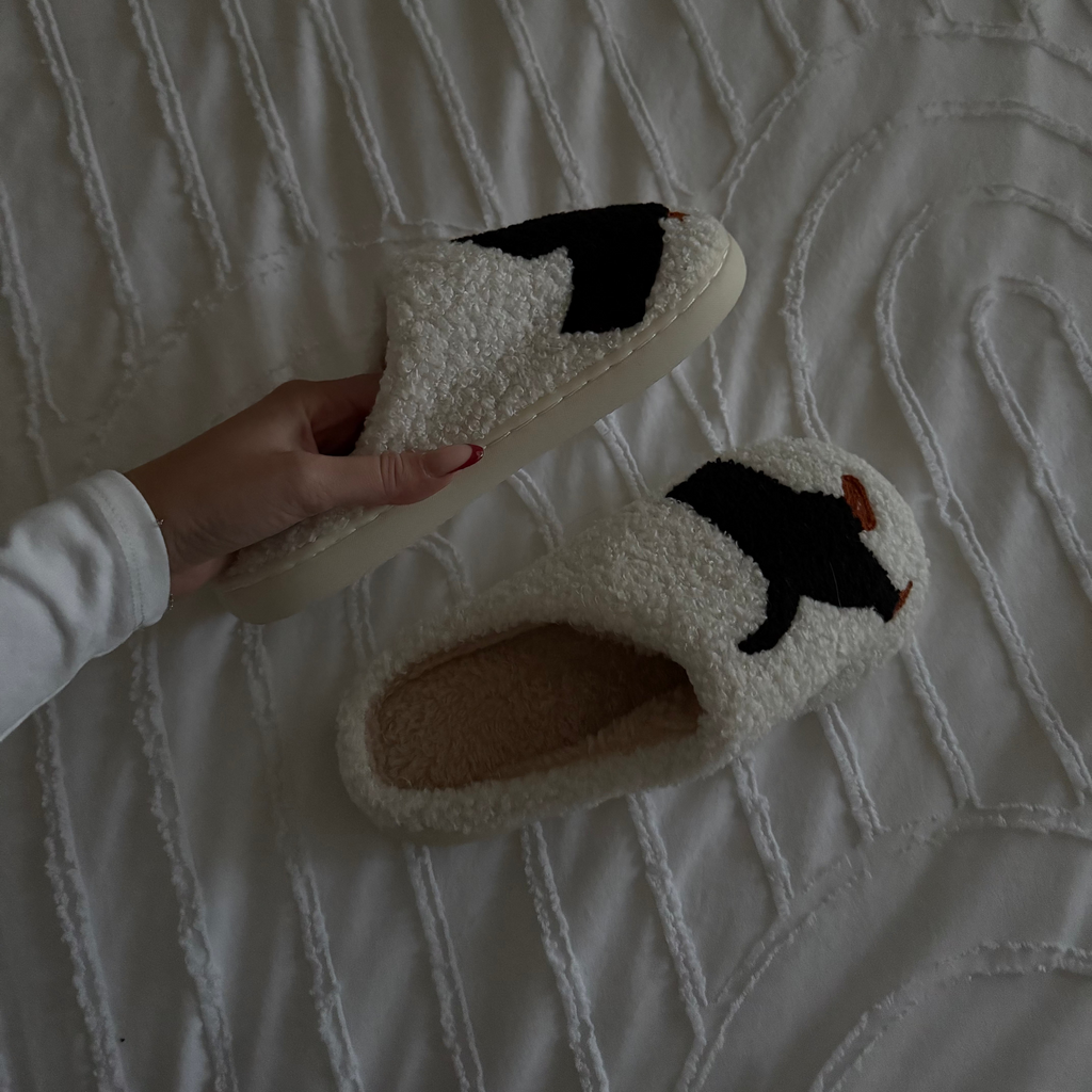 Pantoufles Chien Saucisse – Drôle et douillet